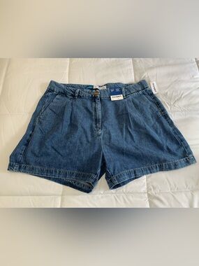 New with tags OLD NAVY shorts womens size   XL